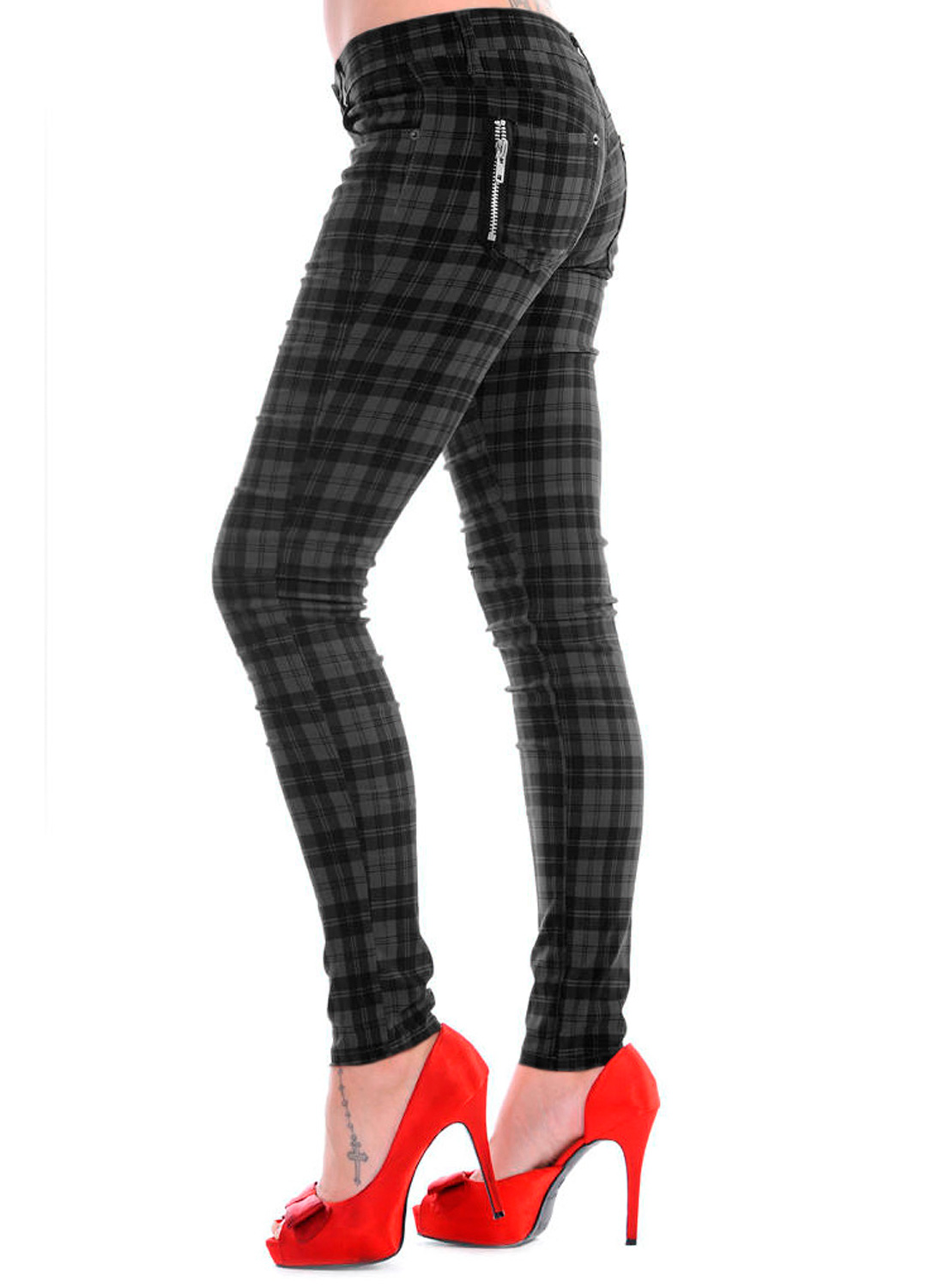 Ruudulliset pillifarkut harmaat