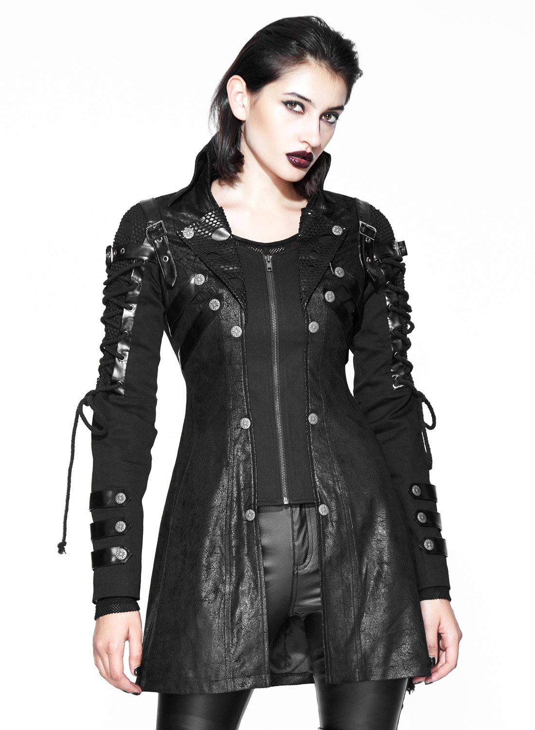 Elisabetan musta takki