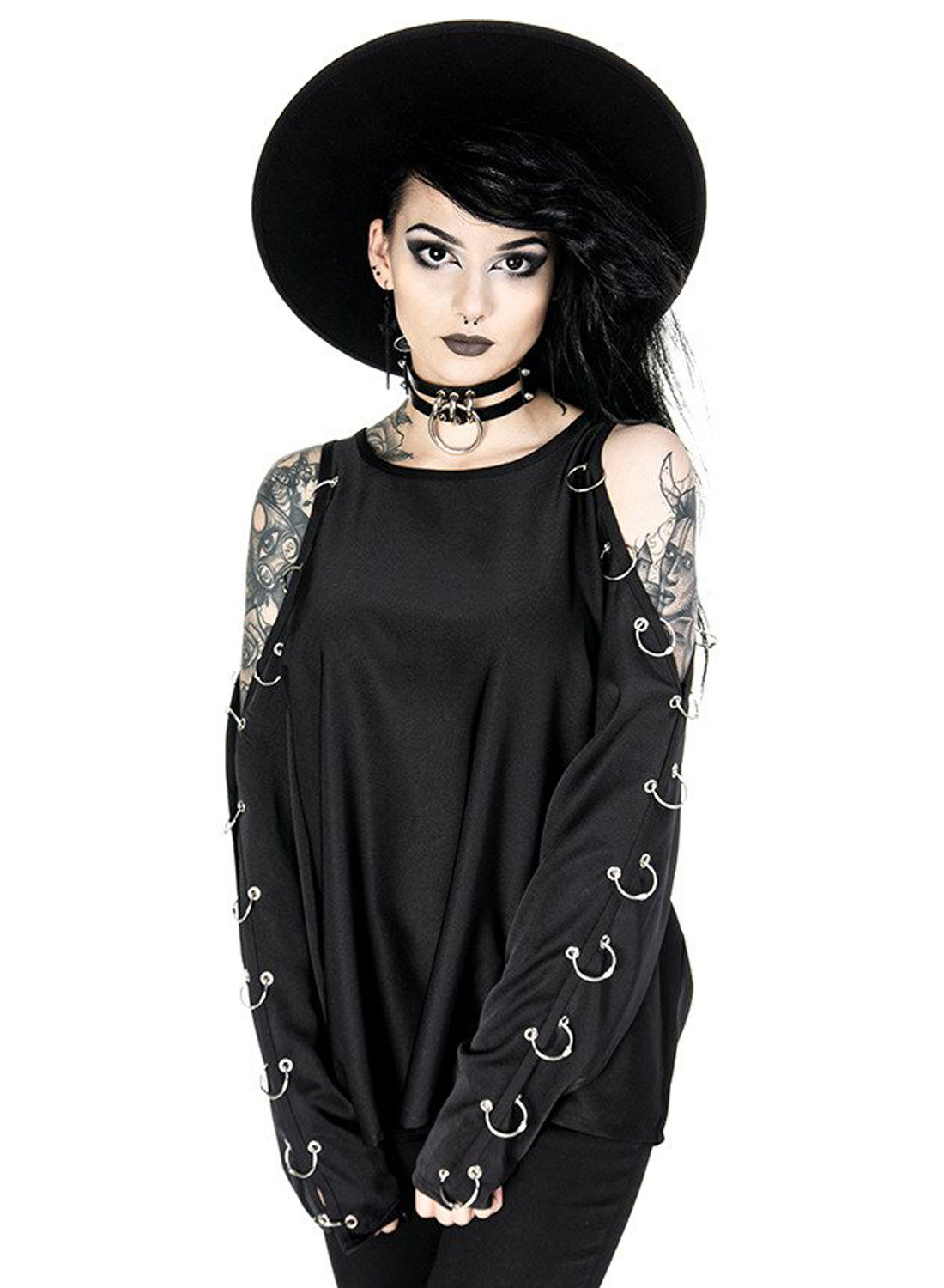 Kylmäolkapäällinen lävistetty pusero