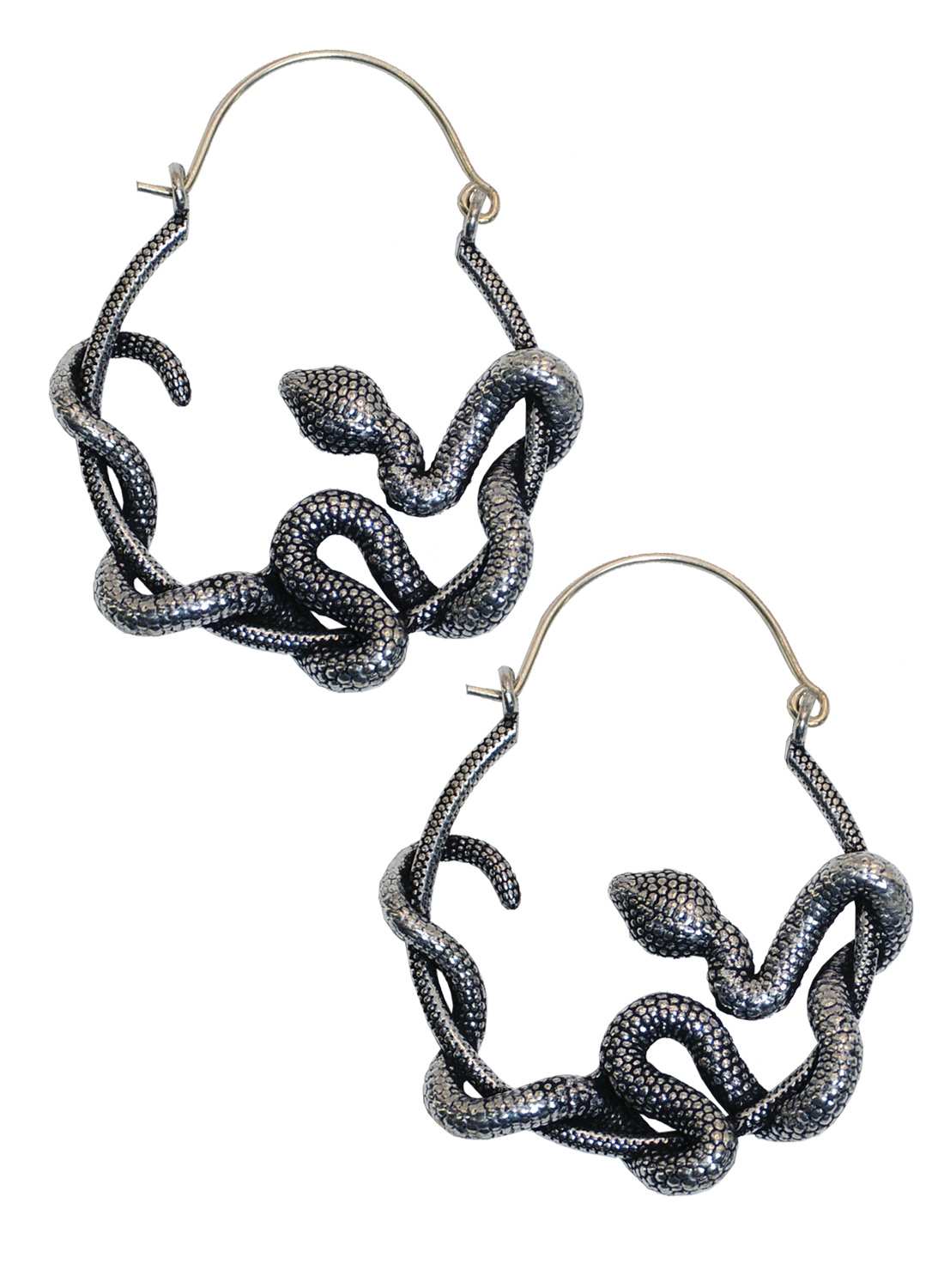 Luonnolliset syntyneet tappajakorvakorut